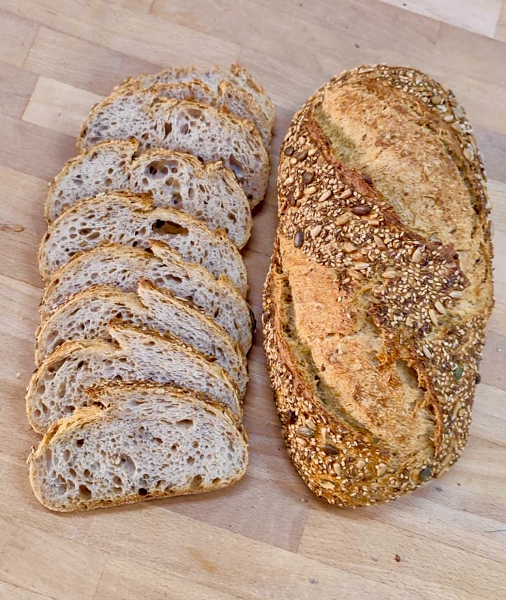 Pan de espelta con semillas